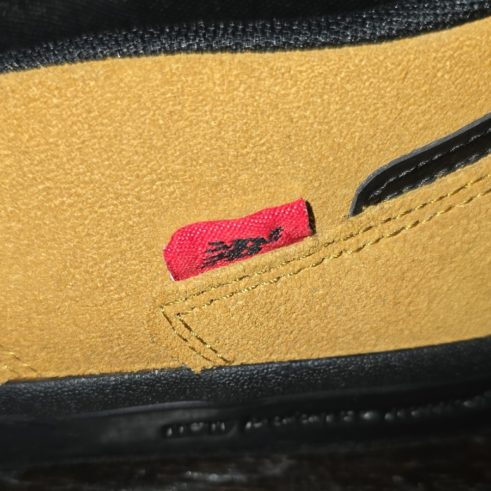 New Balance Men's Tan Slip-On Shoes Size 7.5 Dead Stock - Picture 3 of 13